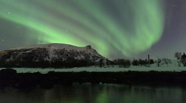 挪威一年有多少天能看到极光