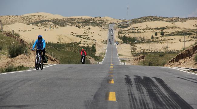 一般骑行沙漠公路都走哪条线呢