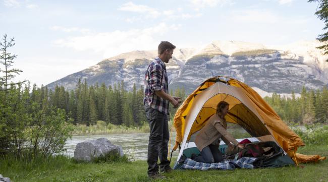 户外露营如何才能找到野外营地呢