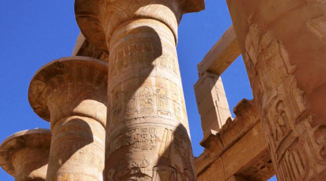 埃及太阳神庙石柱