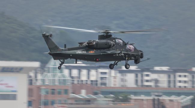 AH-64阿帕奇武直与俄方的主战武直Mi28卡50/52等相比性能上有何优劣