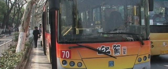 南京121路公交车行驶路线图
