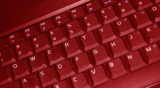 机械键盘灯光总有按键是红色的怎么办