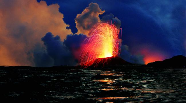 世界上第一次火山爆发是什么