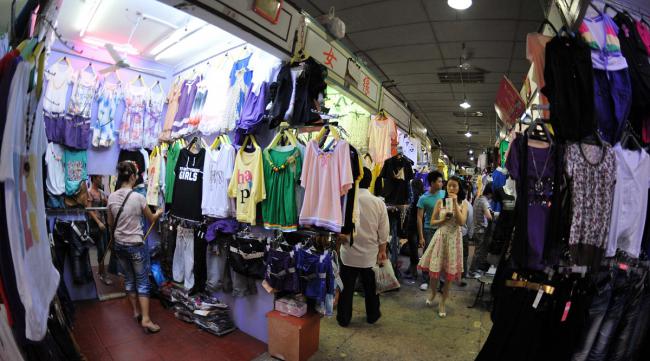 深圳哪里有便宜的服装批发市场卖