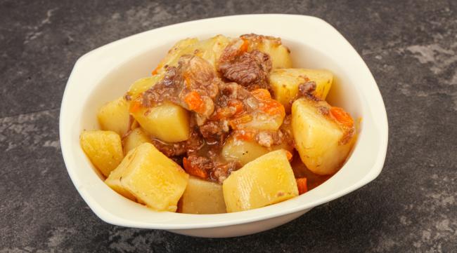 土豆炖牛肉菜谱