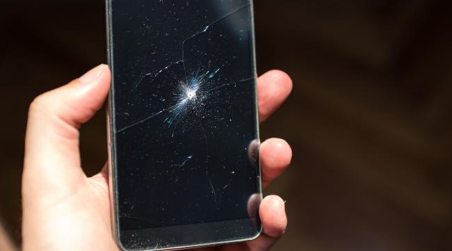手机屏幕有划痕怎么修复