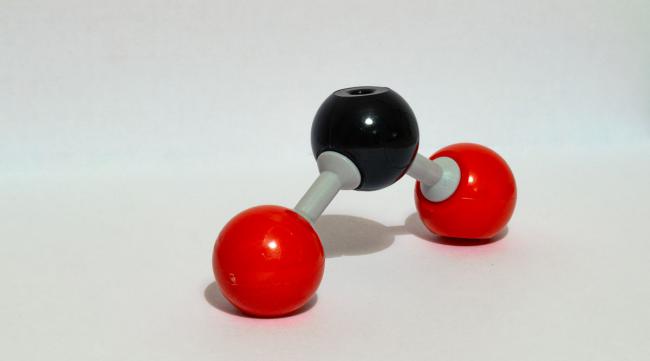 为什么磁铁悬浮球能浮起来呢