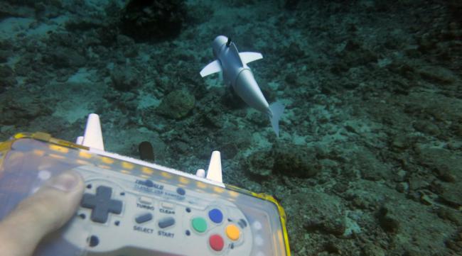 深海迷航无人机怎么用