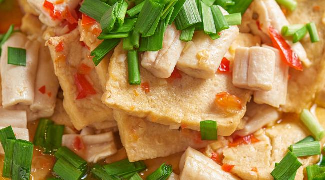赣南鱼焖豆腐的做法大全