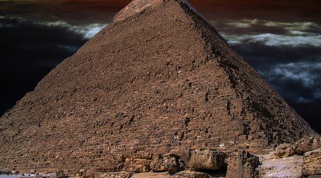 金字塔是怎样建造起来的