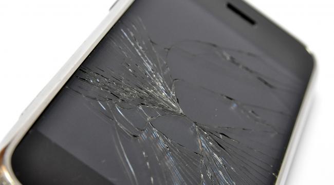 苹果6手机屏幕脱胶怎么办呢