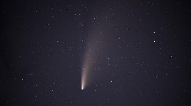 1976年天空出现过彗星吗