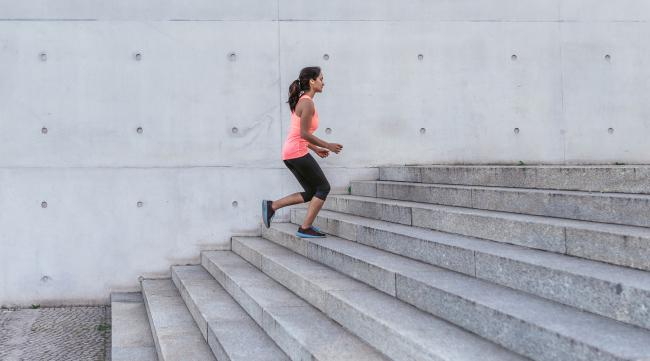 爬楼梯能锻炼跑步能力吗