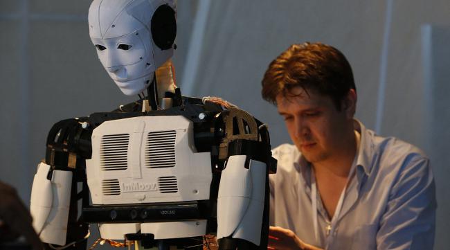 人工智能控制无人机的电影有哪些