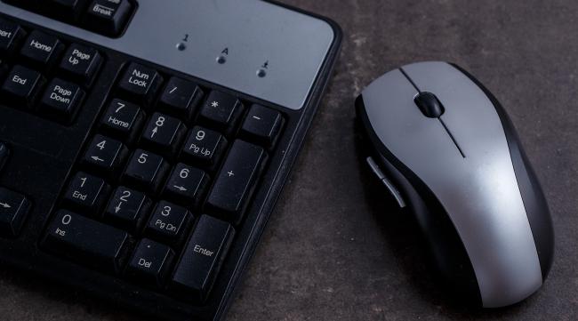 虚拟键盘鼠标怎么设置