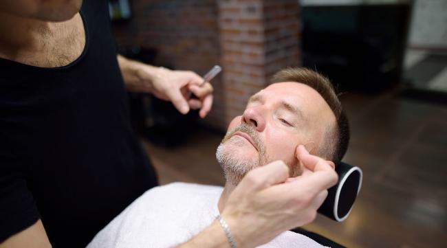 剃头大师运用了几种描写方法