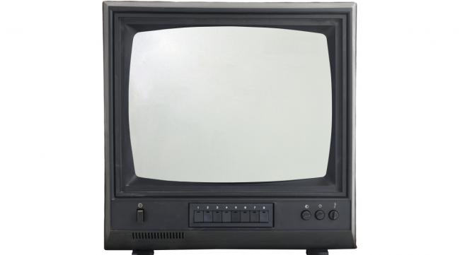 彩色电视机突然变成黑白的了咋回事