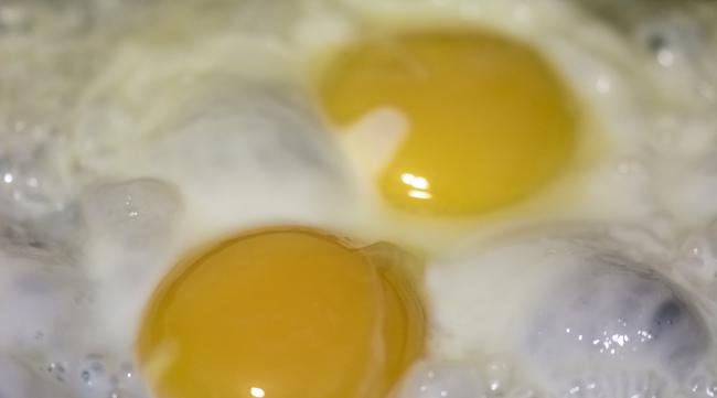 怎么煮出8分熟的鸡蛋呢