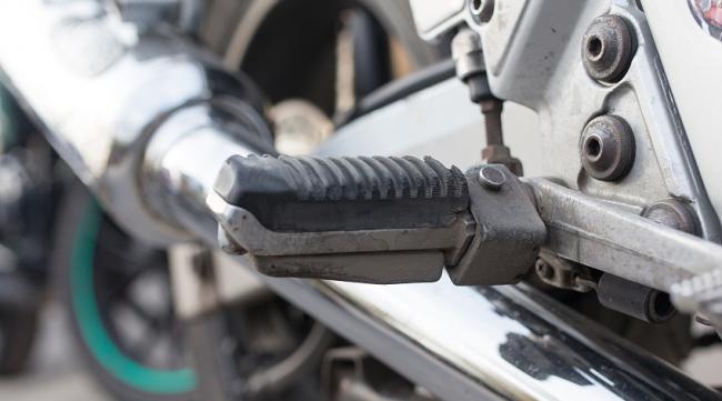 摩托车锁孔被铁丝堵塞了怎么办啊