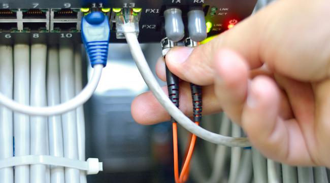 家里预留网线如何改成光纤