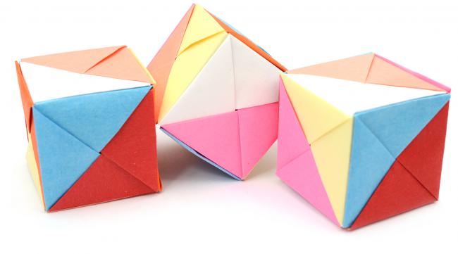 正方形怎么折六边形和三角形