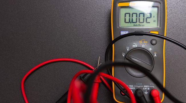 万用表怎么测量pt电压值