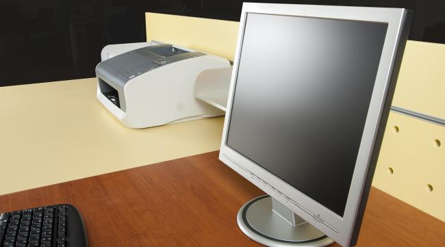 如何把打印机放在电脑桌面上面