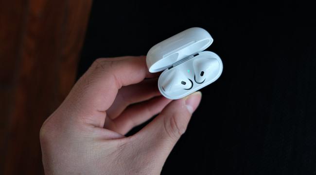 苹果14蓝牙耳机连不上